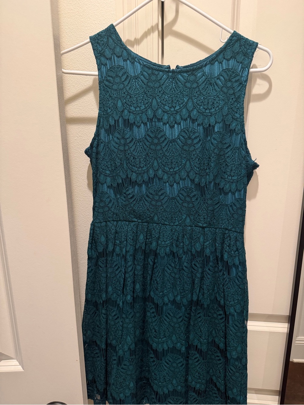 Adrianna Papell Teal Lace Sleeveless Dress